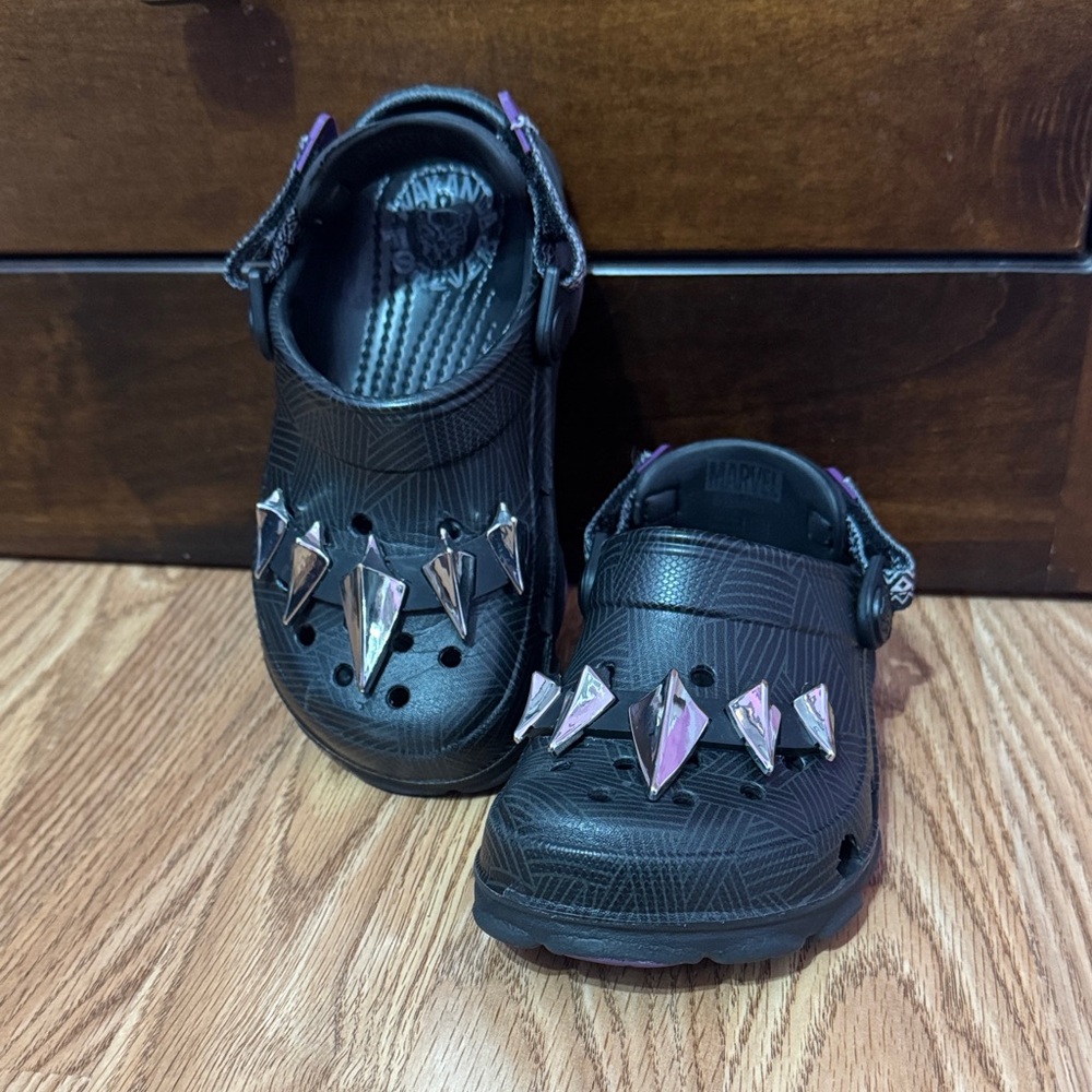 Kids Black Panther Crocs with Iridescent Spike Accents